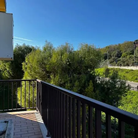 Lejlighed Vicino Al Centro Wifi, Netflix E Balconi By We Host Porto SantʼElpidio