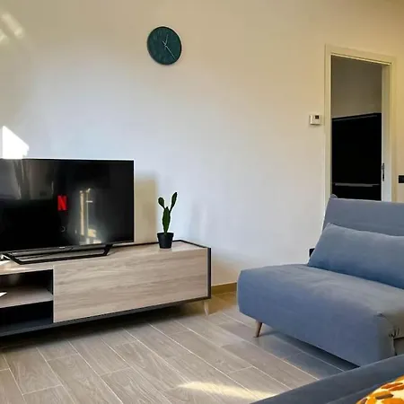 Apartament Vicino Al Centro Wifi, Netflix E Balconi By We Host Porto SantʼElpidio